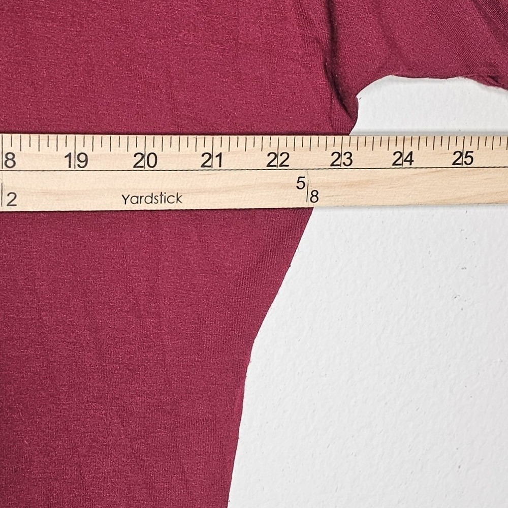 Eileen Fisher Women Small Red Burgundy Top‎ V-Neck 3/4 Sleeve Asymmetric Hem - Picture 4 of 7
